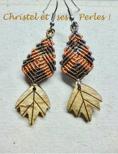 Boucles d'oreilles macramé marrons feuilles bois