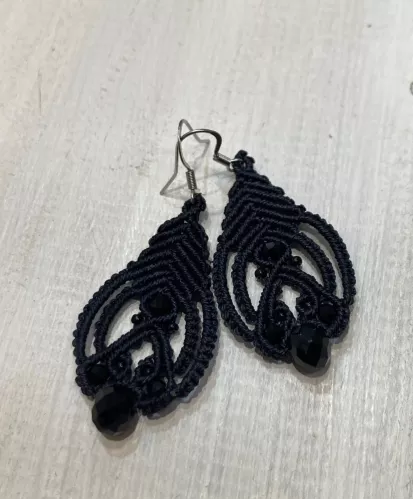 Boucles d'oreilles macramé Dentelles noires Boucles d'oreilles macramé Dentelles noires