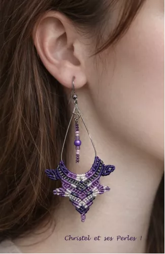 Boucles d'oreilles macramé et créoles gouttes parme Boucles d'oreilles macramé et créoles gouttes parme