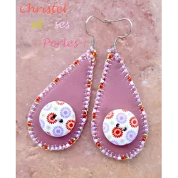 Boucles d'oreilles gouttes cuir parme et boutons