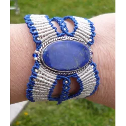 Bracelet macramé et Lapis Lazuli serti