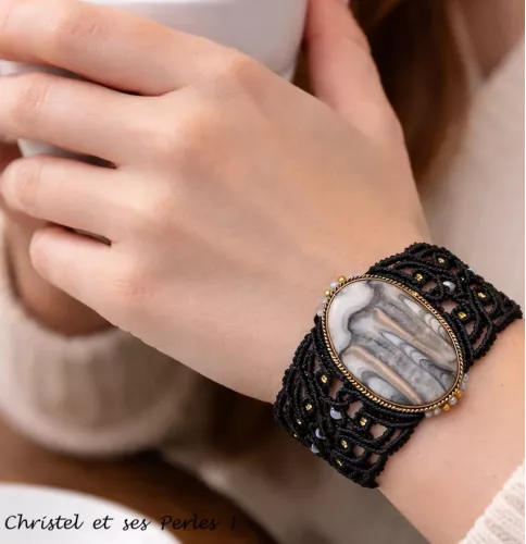 Bracelet manchette macramé baroque et Jaspe Bracelet manchette macramé baroque et Jaspe