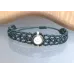 Bracelet macramé S et pierre fine – Vert Sapin / Œil de Sainte Lucie Bracelet macramé S et pierre fine – Vert Sapin / Œil de Sainte Lucie
