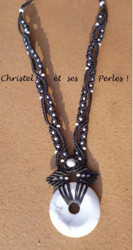 Collier macramé et donut en Howlite