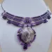 Collier macramé plastron et Améthyste ronde Collier macramé plastron et Améthyste ronde