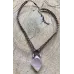 Collier macramé et Quartz rose forme losange Collier macramé et Quartz rose forme losange