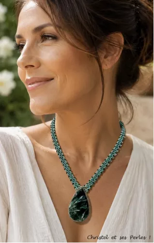 Collier macramé et Séraphinite sertie