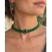 Collier macramé ras de cou et Onyx vert Collier macramé ras de cou et Onyx vert
