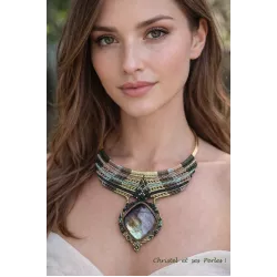 Collection ARCADIA : Plastron macramé et Labradorite camaieu vert