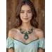 Collection ARCADIA : Plastron macramé et Labradorite camaieu vert