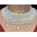 Collier dentelles perles blanches et gouttes nacrées