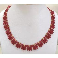 Collier perles dagues