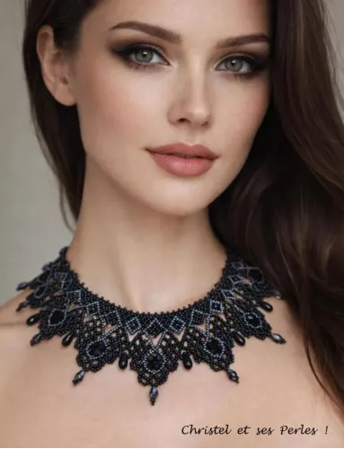 Nyrélia, collier dentelle baroque