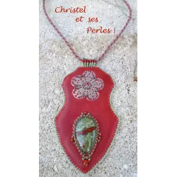 Collier cuir brodé jaspe dragon et estampe métal