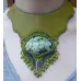 Collier plastron cuir et pierre brodée