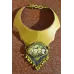 Collier plastron cuir et pierre brodée