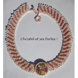 Collier romantique décor porcelaine peinte