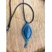 Pendentif Labradorite brodée forme ogive
