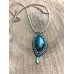 Pendentif Labradorite brodée et strass Pendentif Labradorite brodée et strass