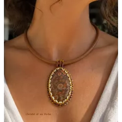 Pendentif Jaspe orbiculaire sur cordon cuir