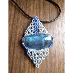 Pendentif macramé et Labradorite